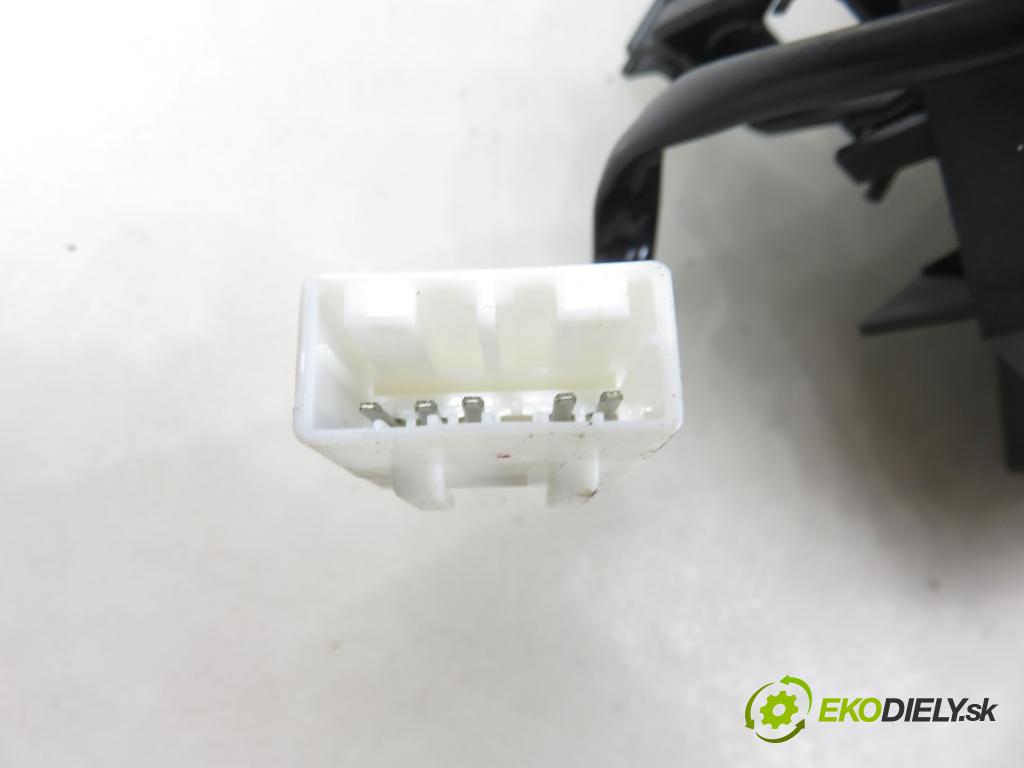 ALFA ROMEO 147 (937_) HB 2006 110,00 1.9 JTDM 16V (937.AXN1B, 937.BXN1B) - 937 A5.000 1910,00 PAKA/ŘAZENÍ/SADA: 07353655350 ; 0265005499