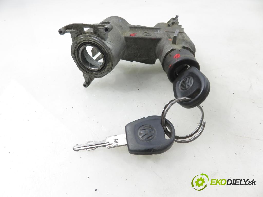 VW TRANSPORTER IV Platforma / podwozie (70E, 70L, 70M, 7DE, 7DL KABINA/PLATFORMA 2000 65,00 2.5 TDI - AJT 2461,00 spinačka 701905851 (Spínacia skrinka)