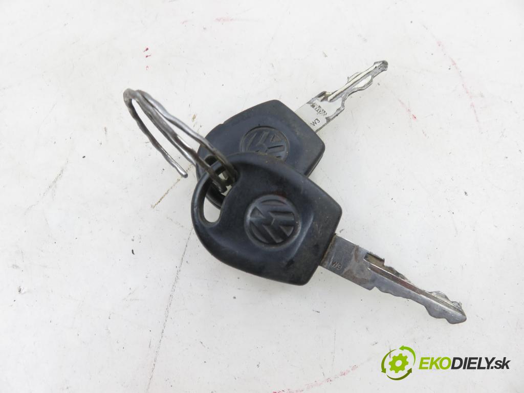 VW TRANSPORTER IV Platforma / podwozie (70E, 70L, 70M, 7DE, 7DL KABINA/PLATFORMA 2000 65,00 2.5 TDI - AJT 2461,00 spinačka 701905851 (Spínacia skrinka)
