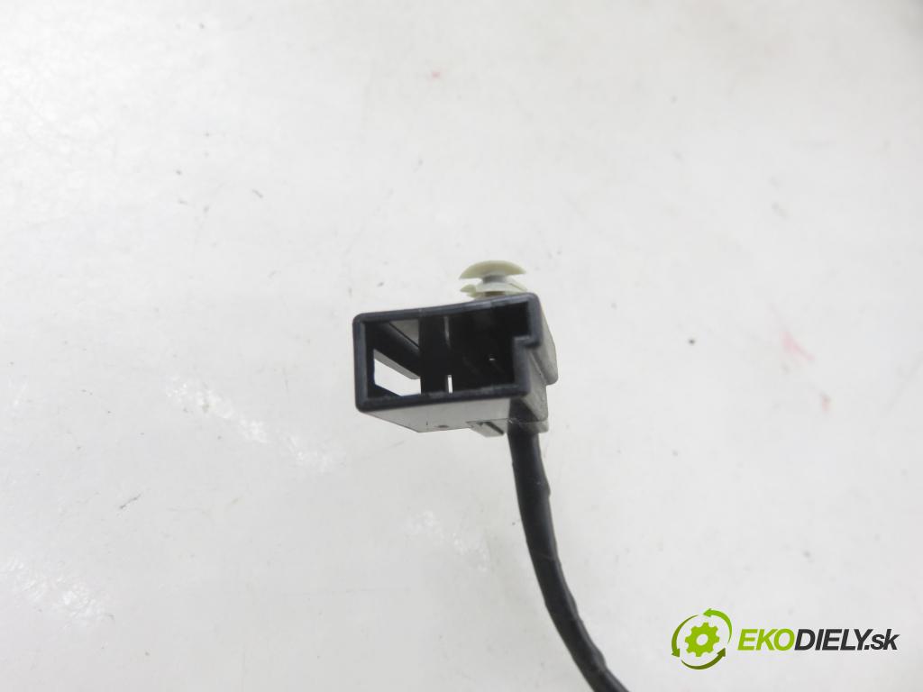 CHEVROLET AVEO liftback (T300) HB 2012 63,00 1.2 LPG - A 12 XER 1229,00 Zadné čelo dverí kufor 95051356