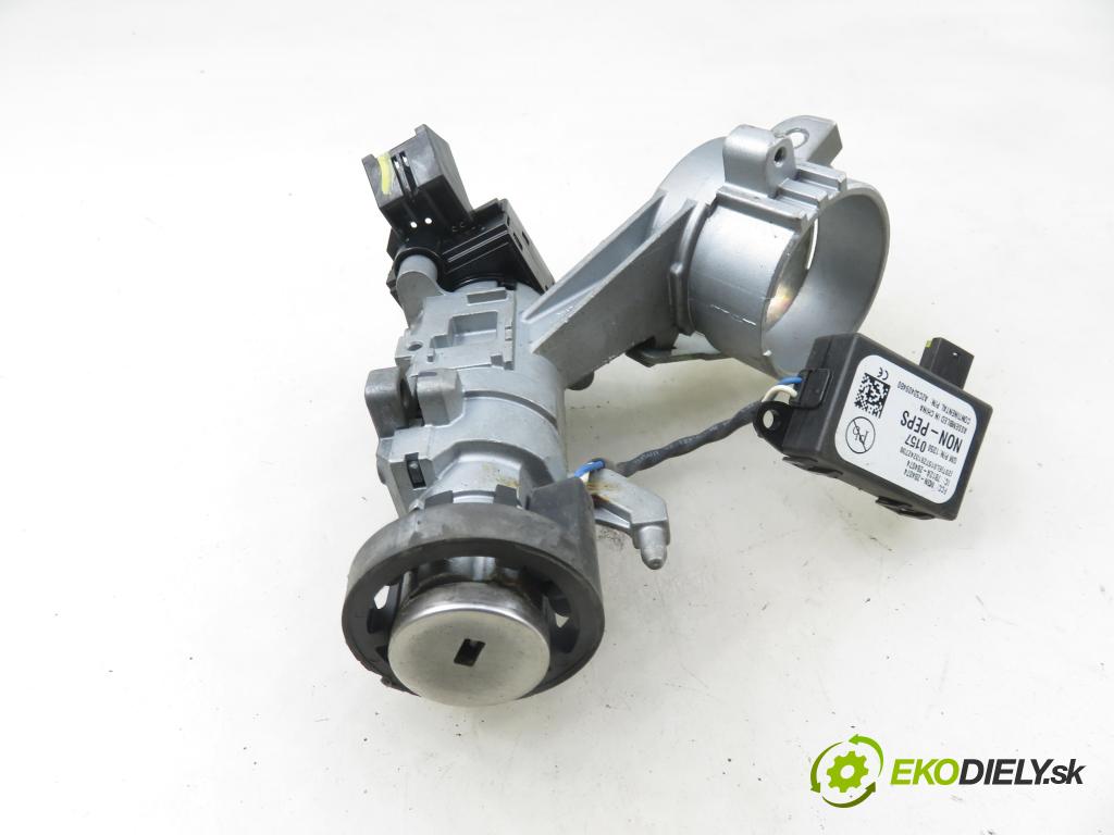 CHEVROLET AVEO liftback (T300) HB 2012 63,00 1.2 LPG - A 12 XER 1229,00 spínačka / VLOŽKY 313170S6 ; 2081124MB