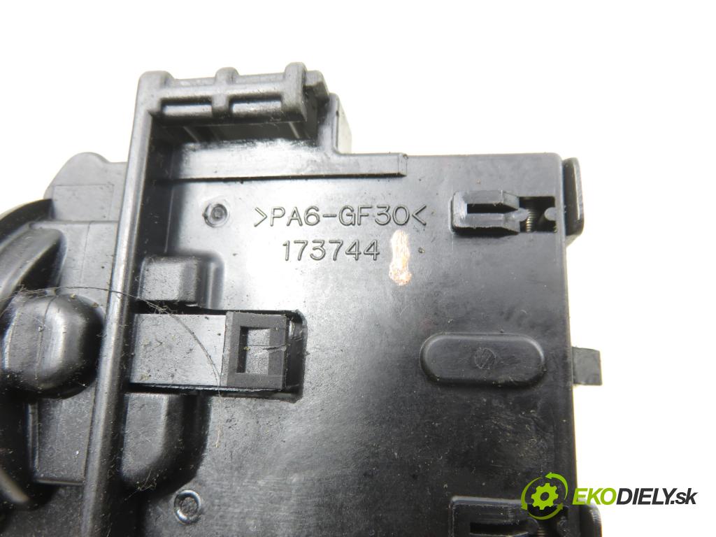 SUZUKI SWIFT III (MZ, EZ) HB 2005 75,00 1.5 (RS 415) - M15A 1490,00 / ŘAZENÍ / levá strana 173744