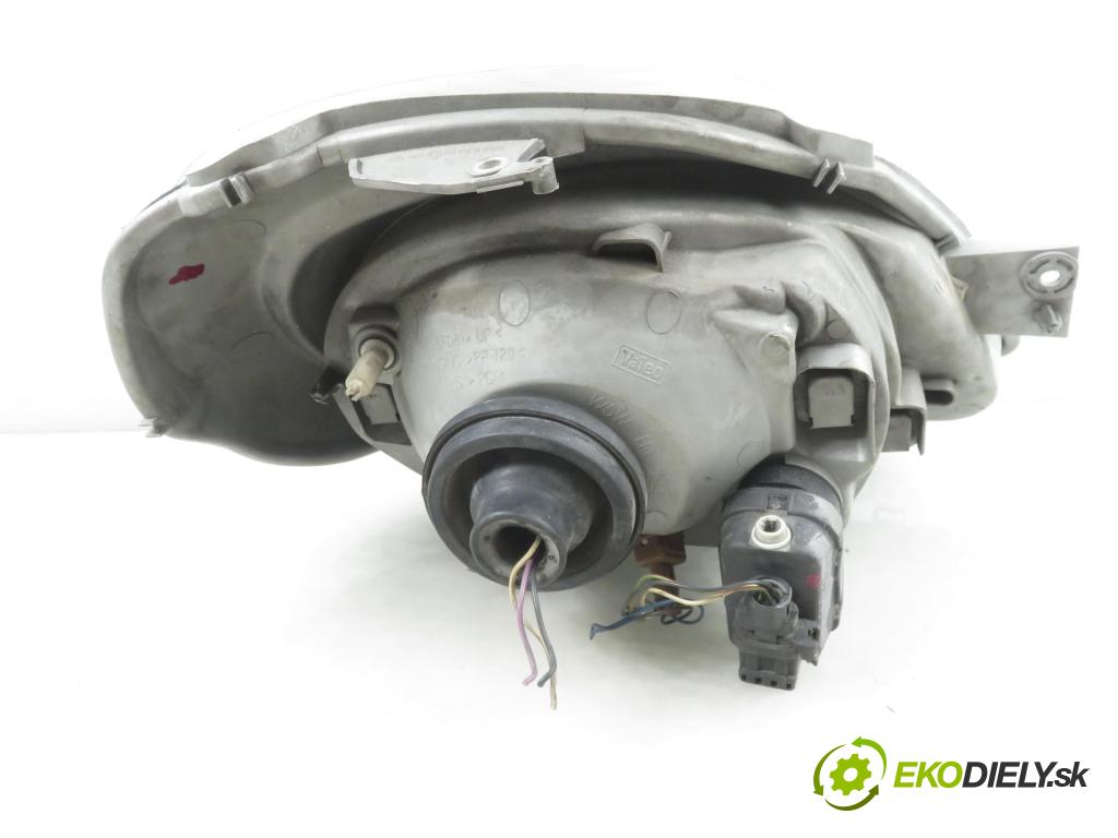 OPEL VIVARO A Skrzynia (X83) FURGON 2004 74,00 1.9 DTI - F9Q 760 1870,00 světlo LP 91165719 ; 7700311371 ; 89308690