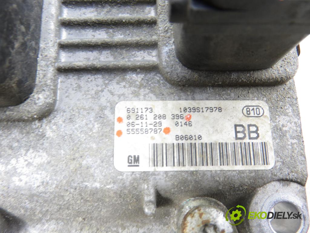 OPEL ASTRA H GTC (L08) HB 2007 66,00 1.4 - Z 14 XEP 1364,00 řídící jednotka motora 0261208396 ; 55558787