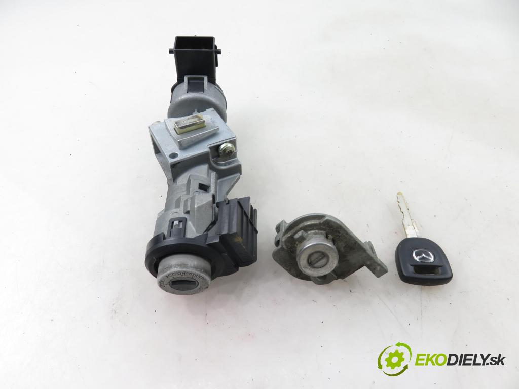 MAZDA 3 (BK) HB 2004 77,00 1.6 - B6ZE 1598,00 spinačka / zámky 3M513F880AA