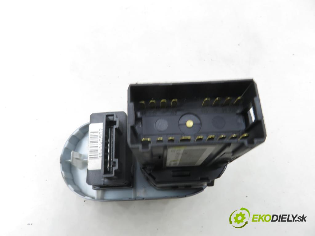 SEAT CORDOBA (6L2) SEDAN 2007 63,00 1.4 16V - BXW 1390,00 prepínač svetlá 6L1941531AF