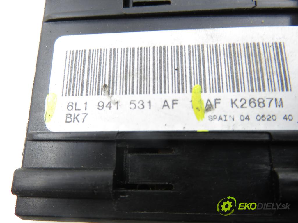 SEAT CORDOBA (6L2) SEDAN 2007 63,00 1.4 16V - BXW 1390,00 prepínač svetlá 6L1941531AF