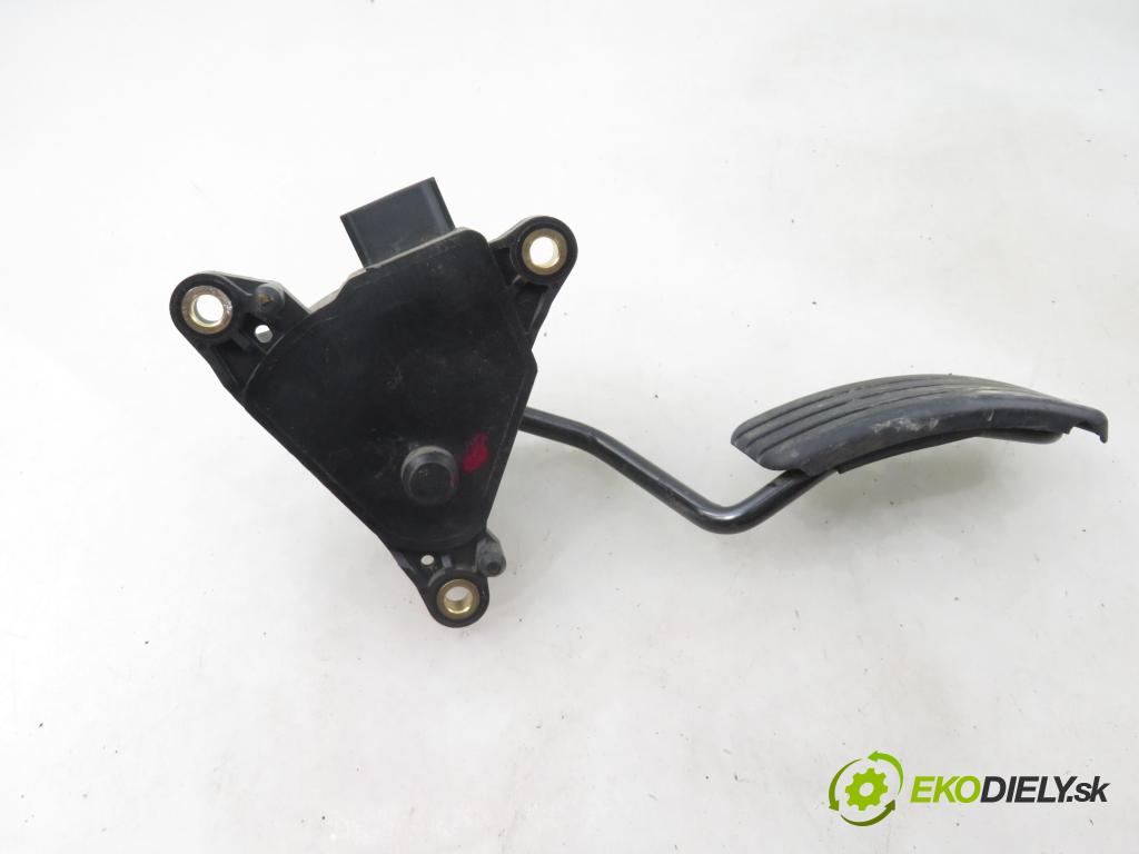 RENAULT GRAND SCENIC II (JM0/1_) MINIVAN 2004 88,00 1.9 dCi (JM0G, JM12, JM1G, JM2C) - F9Q 812 1870,00 Potenciometer plynu 8200159647B (Potenciometer plynového pedálu)
