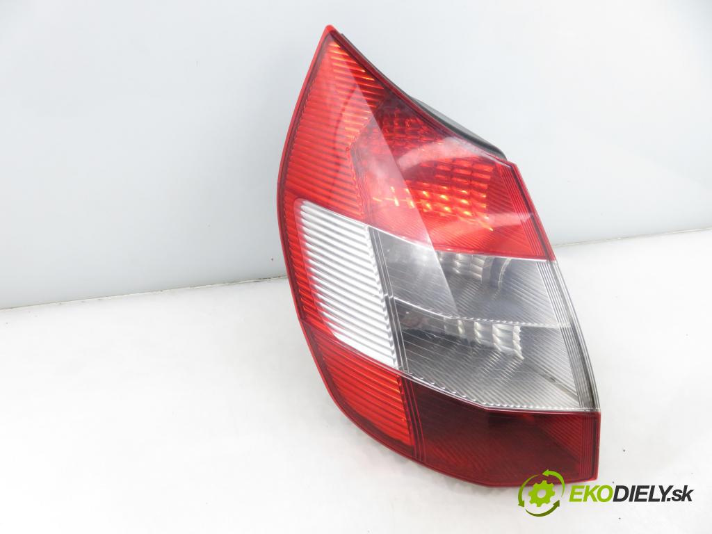 RENAULT GRAND SCENIC II (JM0/1_) MINIVAN 2004 88,00 1.9 dCi (JM0G, JM12, JM1G, JM2C) - F9Q 812 1870,00 světlo levé zadní 8200493374 ; 8200493374F