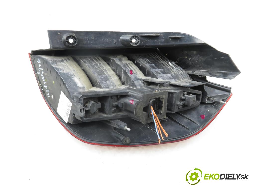 RENAULT GRAND SCENIC II (JM0/1_) MINIVAN 2004 88,00 1.9 dCi (JM0G, JM12, JM1G, JM2C) - F9Q 812 1870,00 světlo levé zadní 8200493374 ; 8200493374F