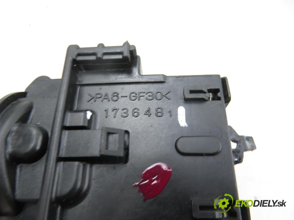 TOYOTA YARIS (_P1_) HB 2002 63,00 1.3 VVTi 86 - 2NZ-FE 1299,00 / páčka ľavá strana 1736481