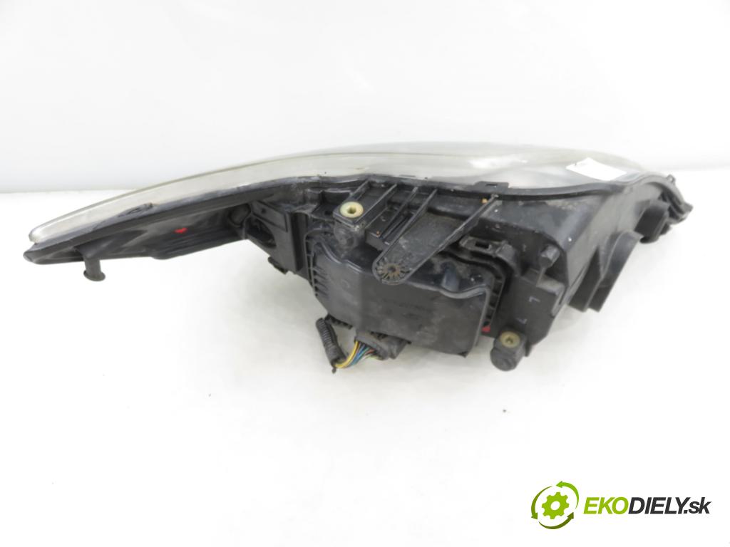 FORD MONDEO IV Turnier (BA7) KOMBI 2011 103,00 2.0 TDCi - QXBA 1997,00 světlo LP