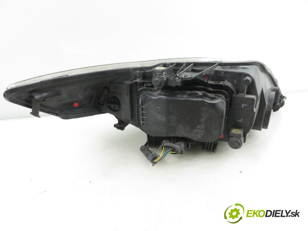 FORD MONDEO IV Turnier (BA7) KOMBI 2011 103,00 2.0 TDCi - QXBA 1997,00 světlo LP