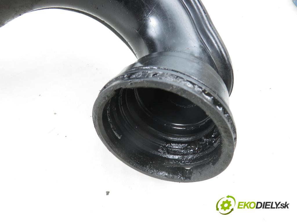 OPEL ASTRA J HB 2010 92,00 1.7 CDTI - A 17 DTR 1686,00 Rúra intercoolera turba 13265280
