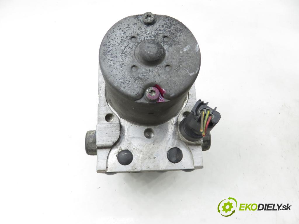 VW PASSAT B5.5 Variant (3B6) KOMBI 2002 96,00 1.9 TDI 4motion - AVF 1896,00 Pumpa ABS 0265950054 ; 4B0614517H ; 0265225121 (Pumpa ABS)