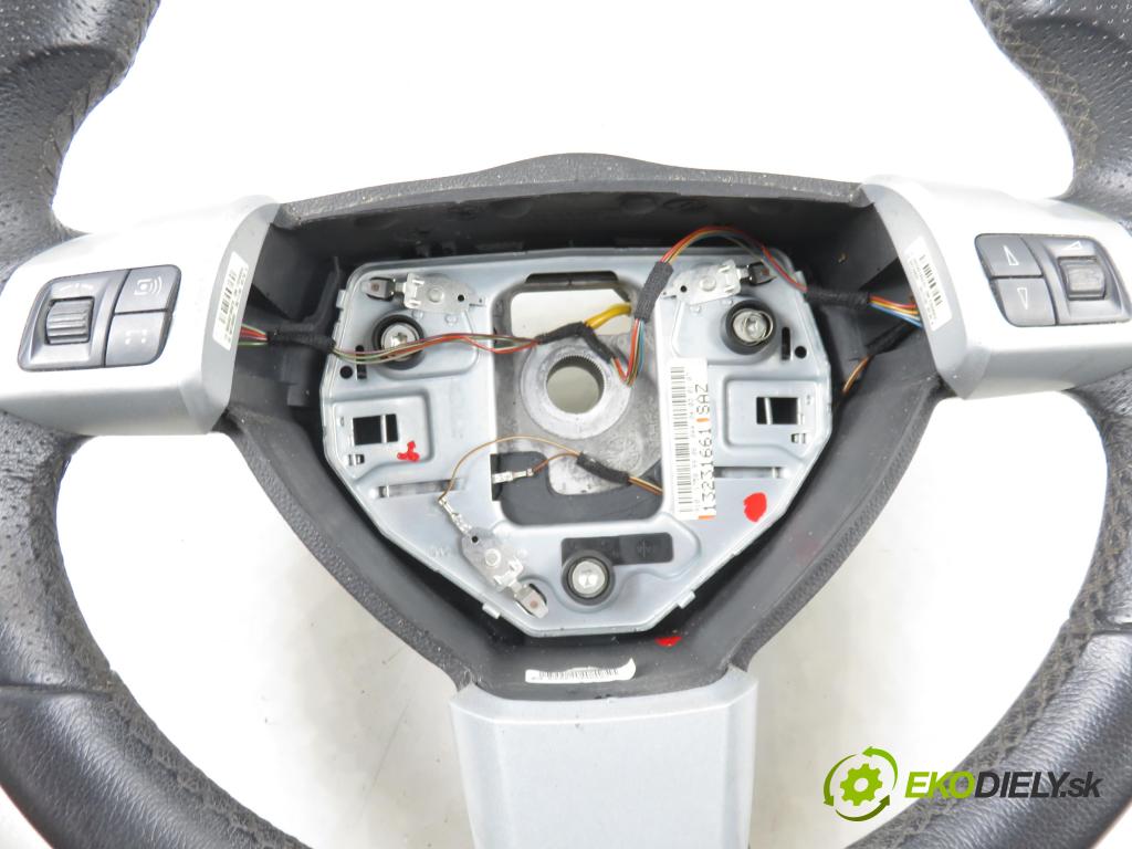 OPEL ASTRA H GTC (L08) HB 2007 66,00 1.4 - Z 14 XEP 1364,00 volant 13231661 ; 13111345 (Volant)