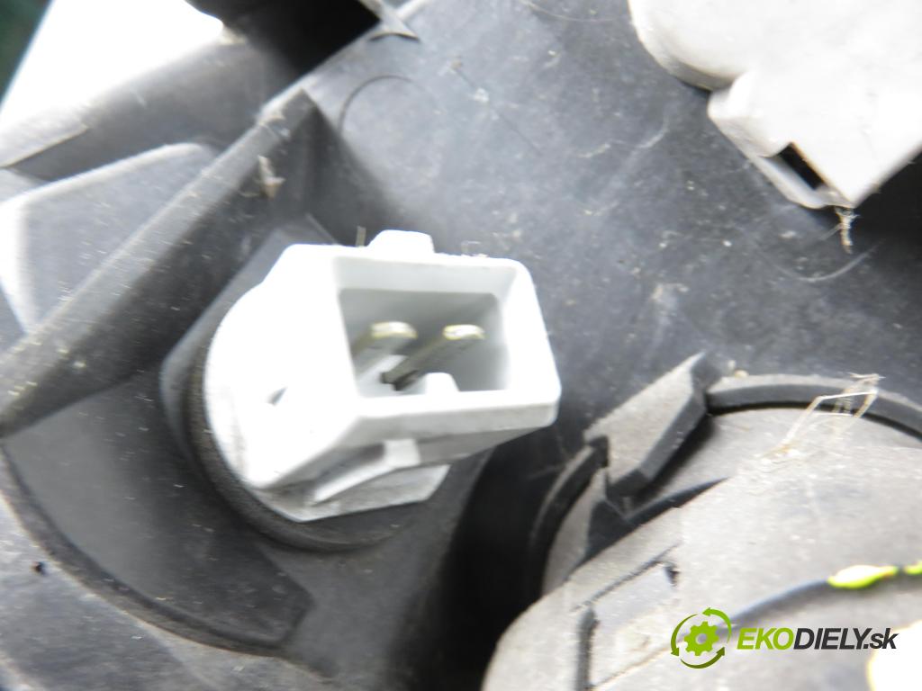PEUGEOT 206 liftback (2A/C) HB 2004 440,00 1.1 i - HFX (TU1JP) 1124,00 Svetlo LP 9628666880