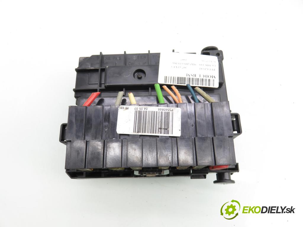 PEUGEOT 307 (3A/C) HB 2007 80,00 1.6 HDi 110 - 9HZ (DV6TED4) 1560,00 MODUL BSM 9661708280 ; S12637107