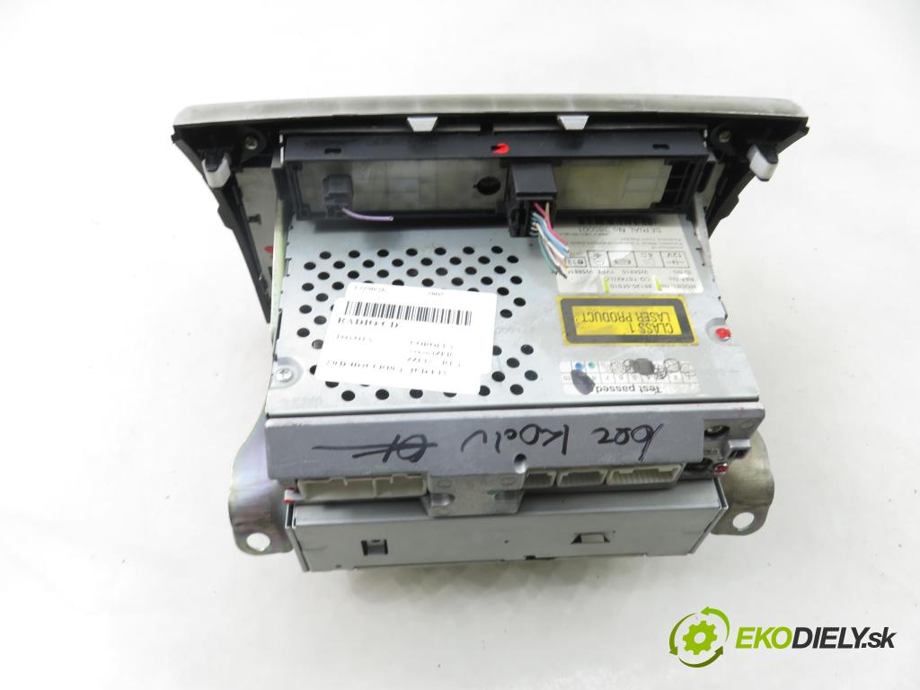 TOYOTA COROLLA Verso (ZER_, ZZE12_, R1_) MINIVAN 2005 85,00 2.0 D-4D (CUR10_) - 1CD-FTV 1995,00 RADIO CD 861200F010