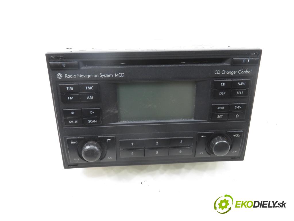 VW PASSAT B5.5 Variant (3B6) KOMBI 2002 96,00 1.9 TDI 4motion - AVF 1896,00 RADIO CD 1J0035191A