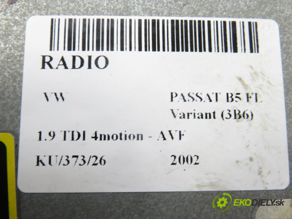 VW PASSAT B5.5 Variant (3B6) KOMBI 2002 96,00 1.9 TDI 4motion - AVF 1896,00 RADIO CD 1J0035191A