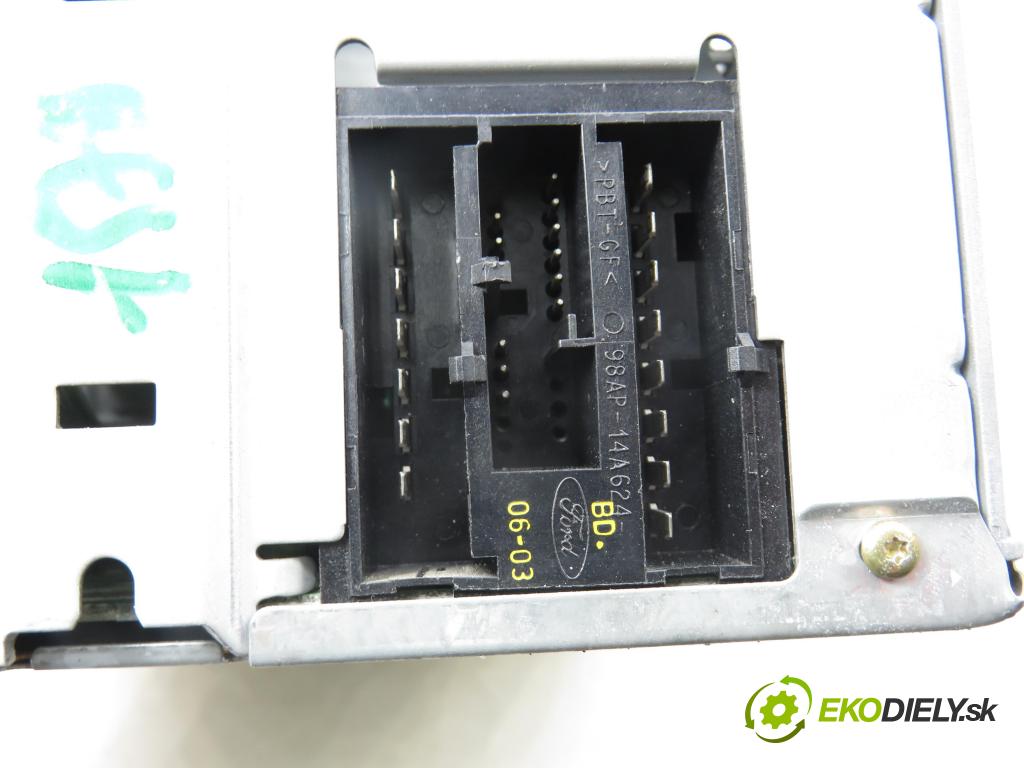 FORD FOCUS (DAW, DBW) HB 2003 74,00 1.6 16V - FYDD 1596,00 RADIO CD YS4F18C815AC