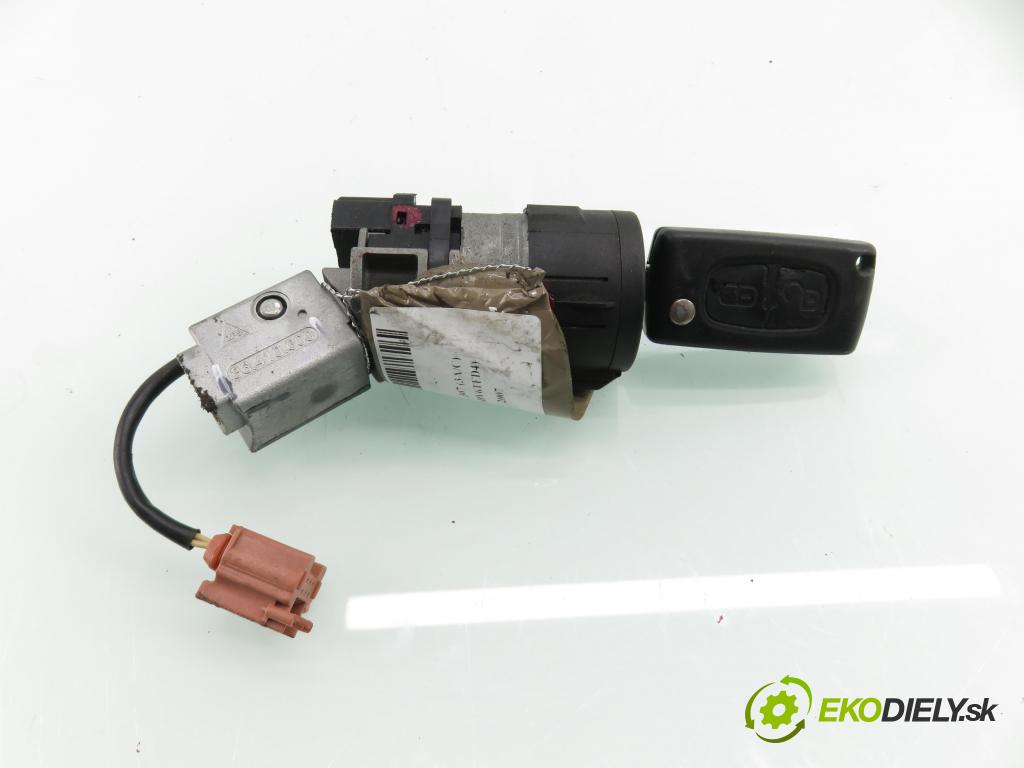PEUGEOT 307 (3A/C) HB 2007 80,00 1.6 HDi 110 - 9HZ (DV6TED4) 1560,00 spinačka 36410600 ; 9663123280 (Spínacia skrinka)