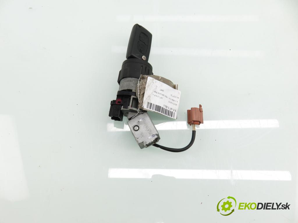 PEUGEOT 307 (3A/C) HB 2007 80,00 1.6 HDi 110 - 9HZ (DV6TED4) 1560,00 spinačka 36410600 ; 9663123280 (Spínacia skrinka)