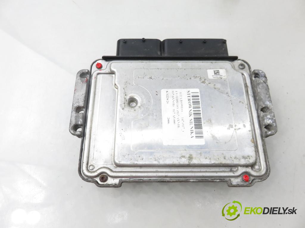 ALFA ROMEO 147 (937_) HB 2006 110,00 1.9 JTDM 16V (937.AXN1B, 937.BXN1B) - 937 A5.000 1910,00 řídící jednotka motora 0281012966 ; 55205067