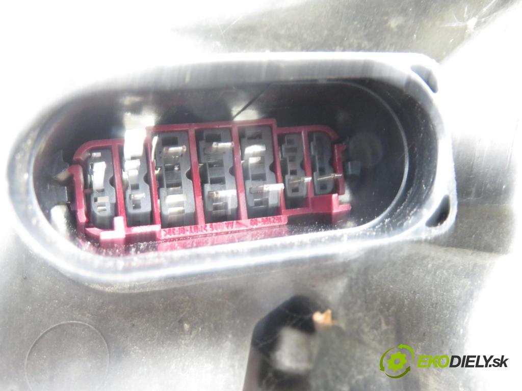 FORD S-MAX (WA6) MINIVAN 2006 103,00 2.0 TDCi - UFWA 1997,00 světlo PP 6M2113W029AF