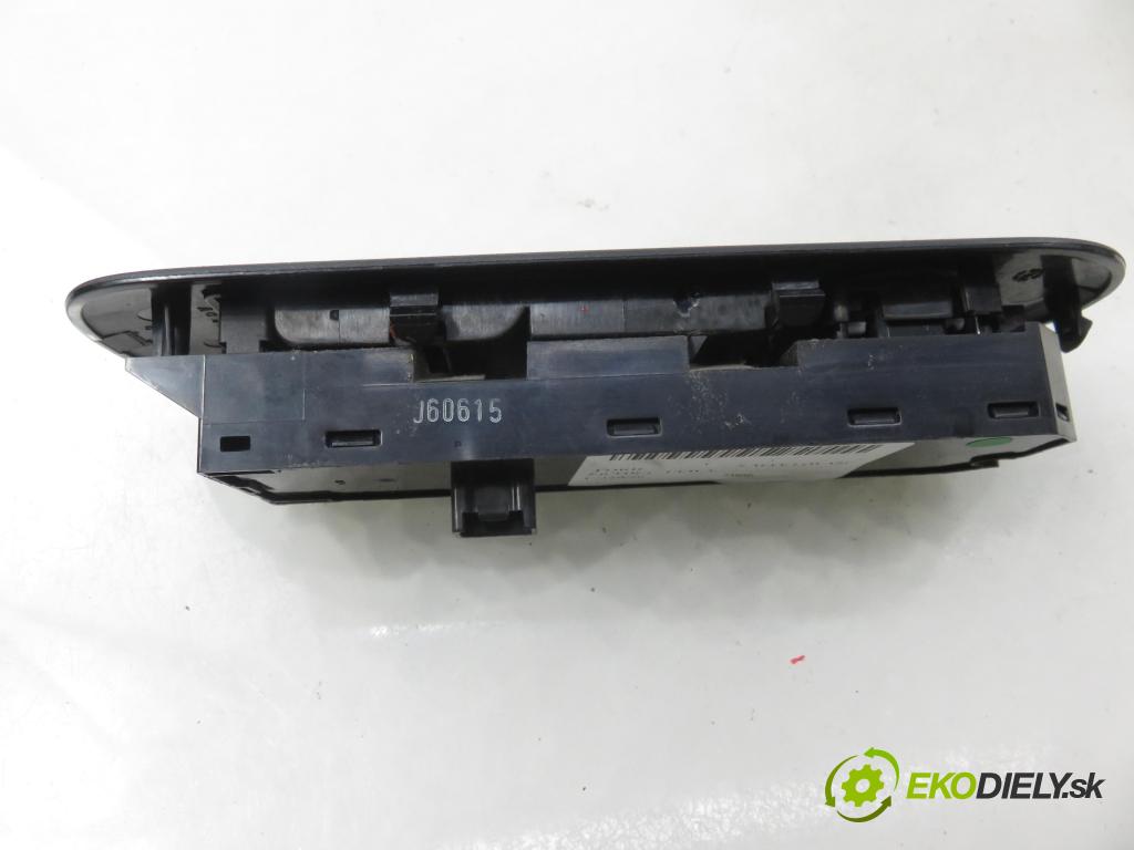 FORD S-MAX (WA6) MINIVAN 2006 103,00 2.0 TDCi - UFWA 1997,00 Panel ovládaní oken 6M2T14A132AE