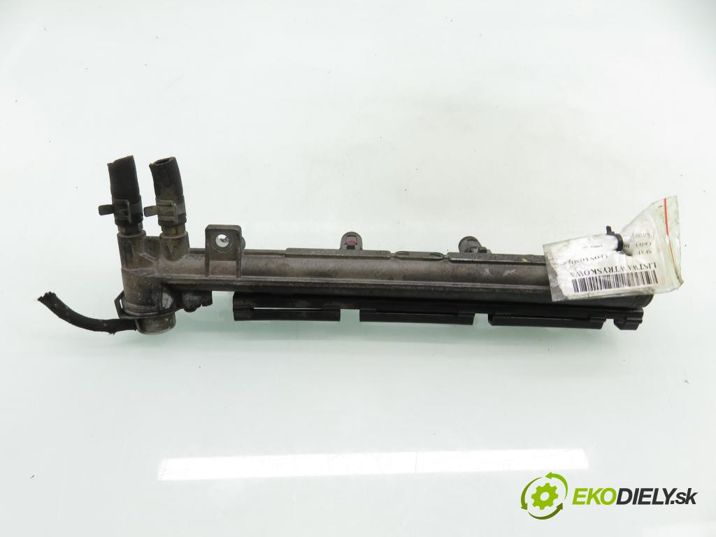 SEAT LEON (1M1) HB 2003 77,00 1.6 16 V - BCB 1598,00 Lišta vstrekovacia 036031T ; IWP123 ; 036133319AL (Vstrekovacia lišta)