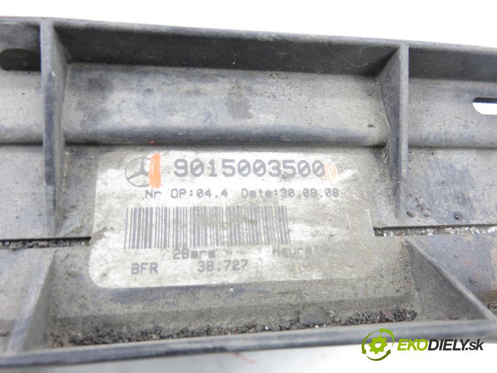 MERCEDES-BENZ SPRINTER 3-t Skrzynia (903) FURGON 2003 60,00 308 CDI - OM 611.987 2148,00 chladič vody 9015003500