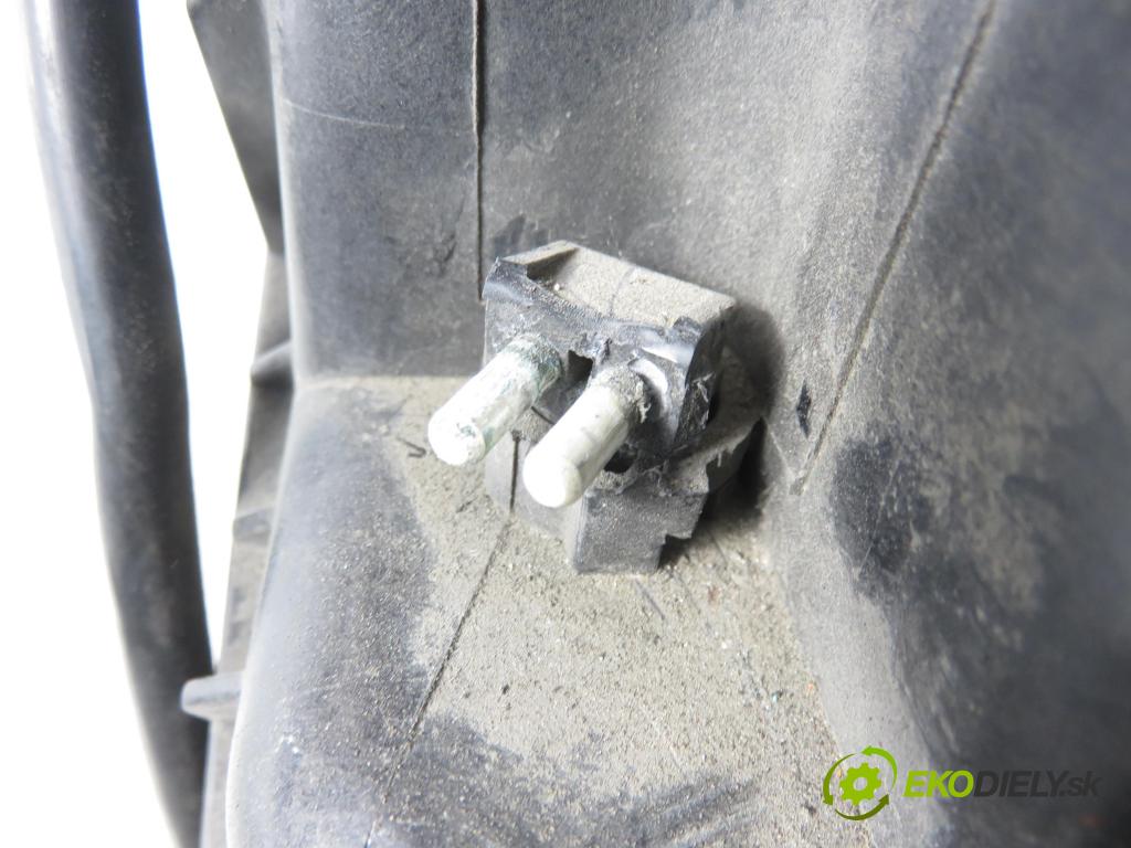 MERCEDES-BENZ SPRINTER 3-t Skrzynia (903) FURGON 2003 60,00 308 CDI - OM 611.987 2148,00 chladič vody 9015003500