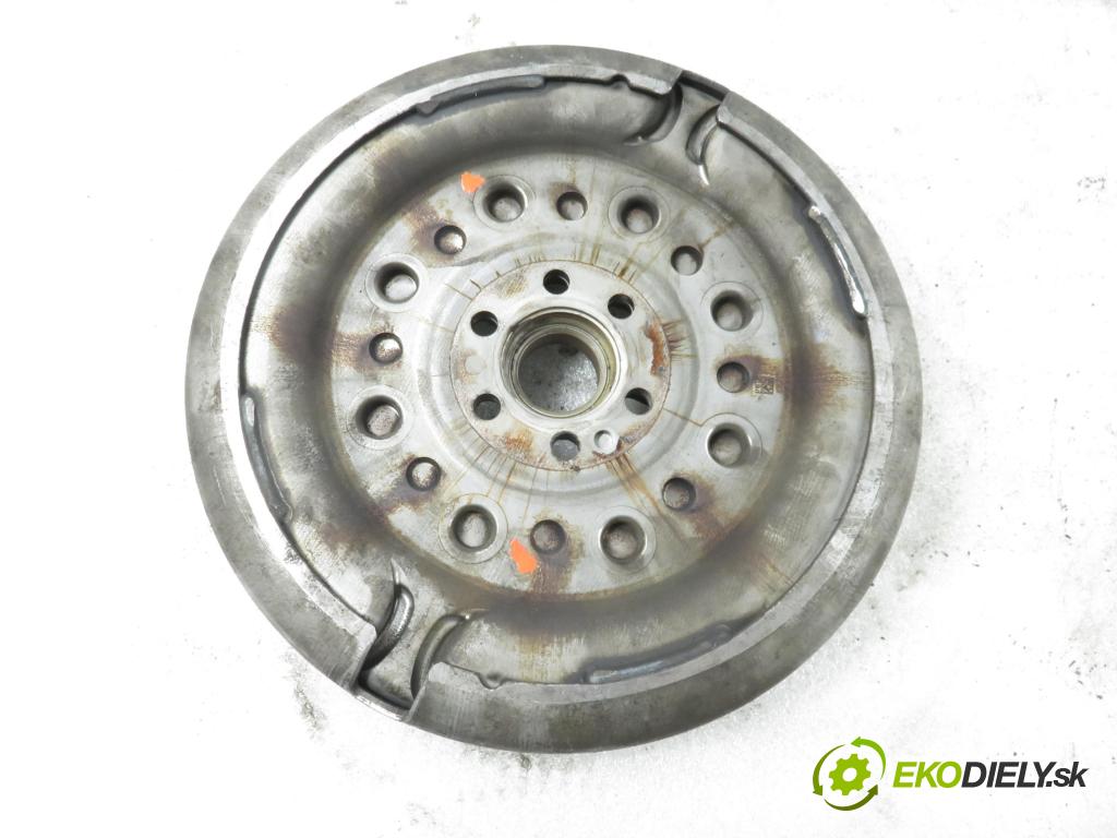 VW GOLF PLUS (5M1, 521) MINIVAN 2005 77,00 1.9 TDI - BLS 1896,00 řemenice DUAL MASS / COMP 2T3193082001409 ; 1864001694 ; 2289000299