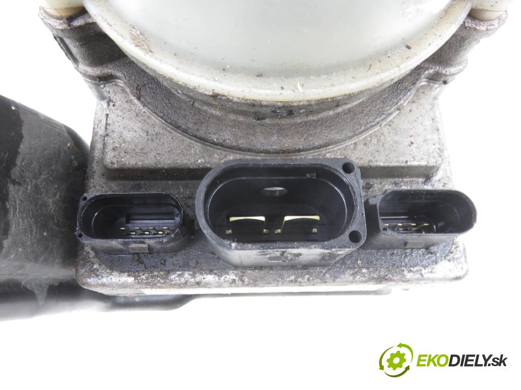 VW POLO (9N_) HB 2002 55,00 1.4 16V 75 - BBY 1390,00 pumpa servočerpadlo HYD-EL. 6Q0423155R ; A5091960D