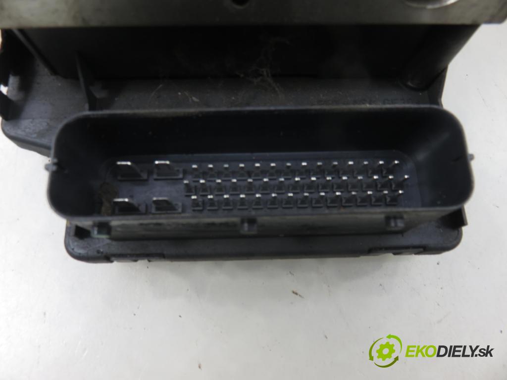 VW NEW BEETLE (9C1, 1C1) HB 1998 85,00 2 - AZJ 1984,00 pumpa ABS 1J0907379S ; 10094703053 ; 1J0614517 (Pumpa ABS)