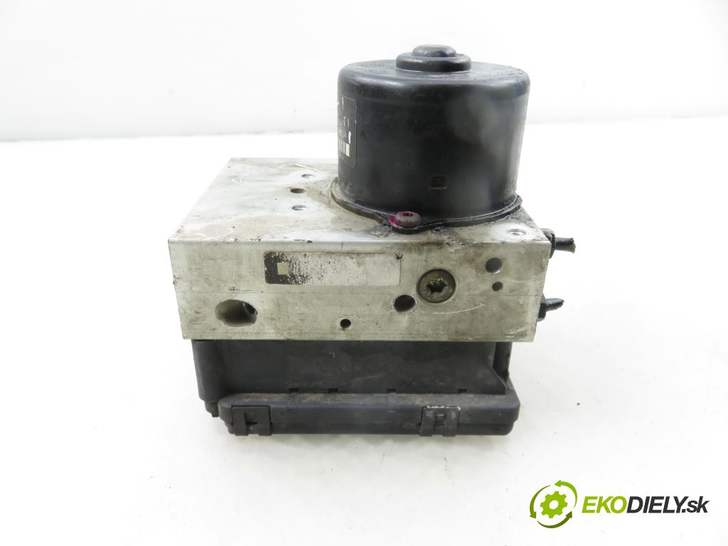 VW NEW BEETLE (9C1, 1C1) HB 1998 85,00 2 - AZJ 1984,00 pumpa ABS 1J0907379S ; 10094703053 ; 1J0614517 (Pumpa ABS)