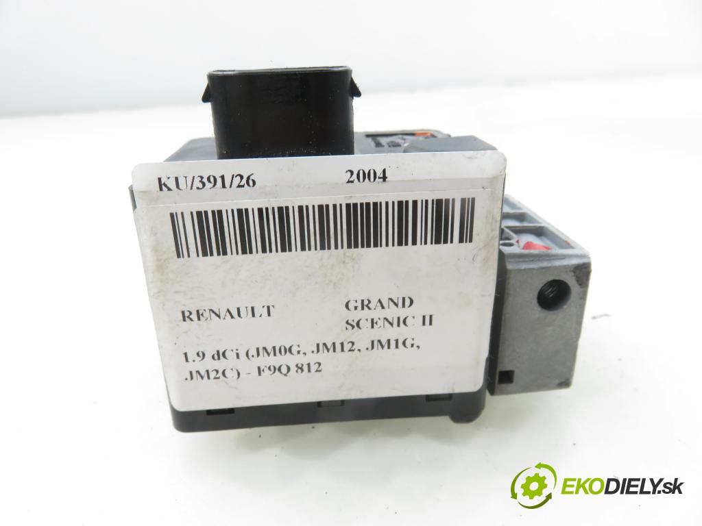 RENAULT GRAND SCENIC II (JM0/1_) MINIVAN 2004 88,00 1.9 dCi (JM0G, JM12, JM1G, JM2C) - F9Q 812 1870,00 blokáda tyče volantu 8200604932