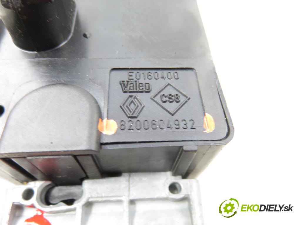 RENAULT GRAND SCENIC II (JM0/1_) MINIVAN 2004 88,00 1.9 dCi (JM0G, JM12, JM1G, JM2C) - F9Q 812 1870,00 blokáda tyče volantu 8200604932