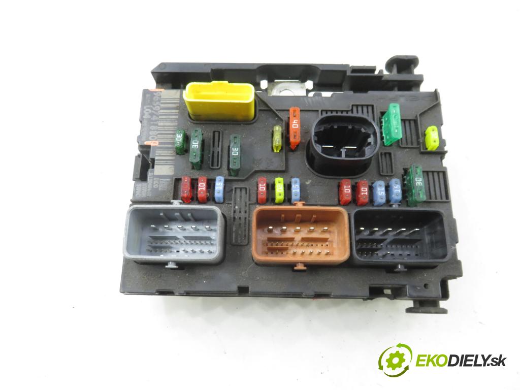PEUGEOT 307 SW (3H) KOMBI 2005 0,00 2.0 16V - RFJ (EW10A) 1997,00 MODUL BSM 9659741880