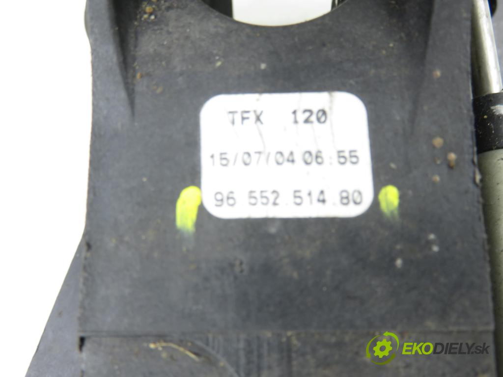 PEUGEOT 307 (3A/C) HB 2004 50,00 1.4 HDi - 8HZ (DV4TD) 1398,00 ZVEDÁK: 9655251480