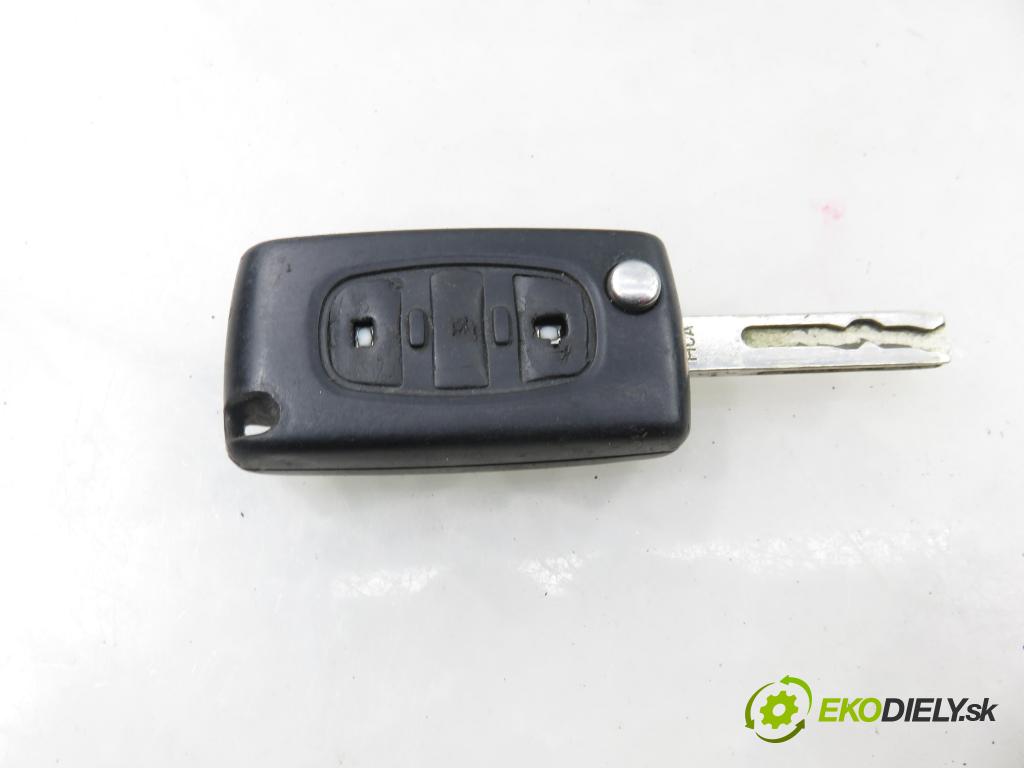 CITROEN C5 III Break (RW_) KOMBI 2008 150,00 2.7 HDi - UHZ (DT17BTED4) 2720,00 spínačka 36410600 ; 9663123380 (Spínací skříňka)
