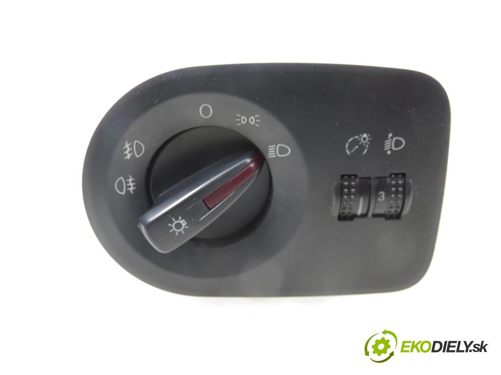 SEAT IBIZA IV (6J5, 6P1) HB 2009 77,00 1.6 - BTS 1598,00 prepínač svetlá 6J1941531AL