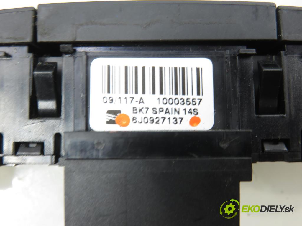 SEAT IBIZA IV (6J5, 6P1) HB 2009 77,00 1.6 - BTS 1598,00 přepínač nouzových 6J0927137