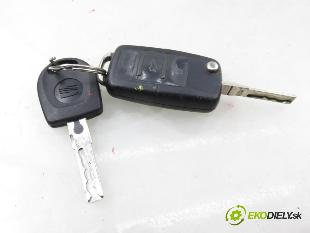 SEAT IBIZA IV (6J5, 6P1) HB 2009 77,00 1.6 - BTS 1598,00 spinačka / zámky 4B0905851C