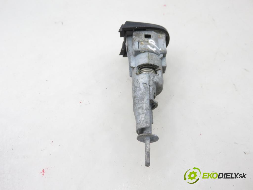 SEAT IBIZA IV (6J5, 6P1) HB 2009 77,00 1.6 - BTS 1598,00 spinačka / zámky 4B0905851C