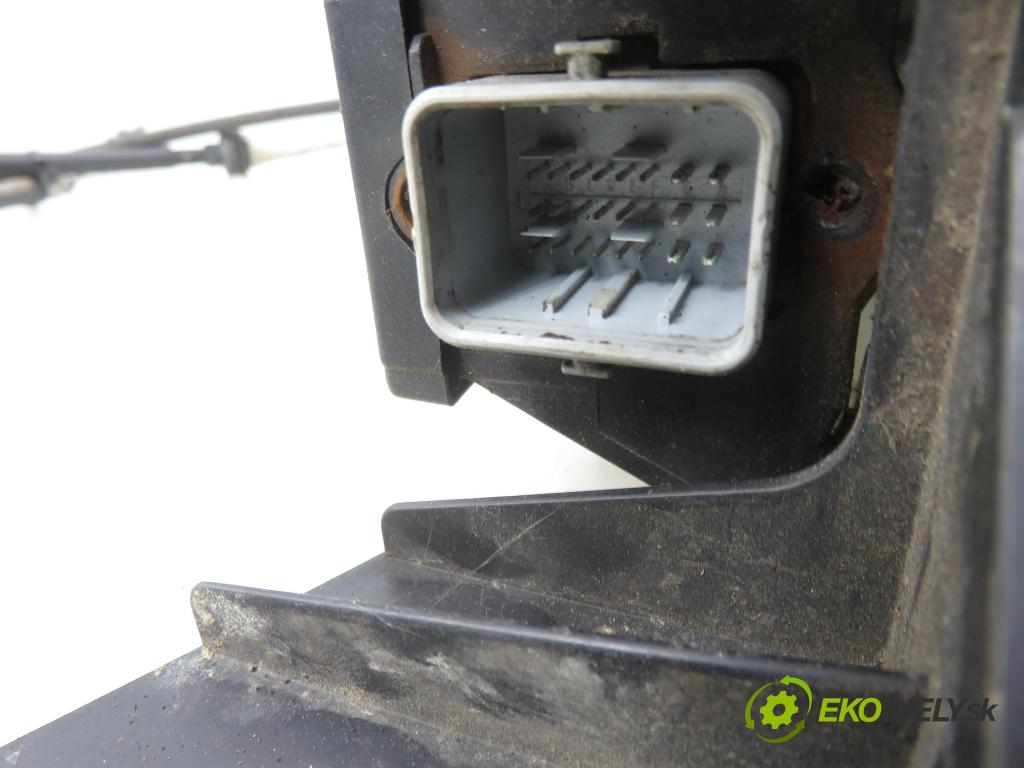 RENAULT GRAND SCENIC II (JM0/1_) MINIVAN 2004 88,00 1.9 dCi (JM0G, JM12, JM1G, JM2C) - F9Q 812 1870,00 BRZDA: ručny elektrický 8200702095