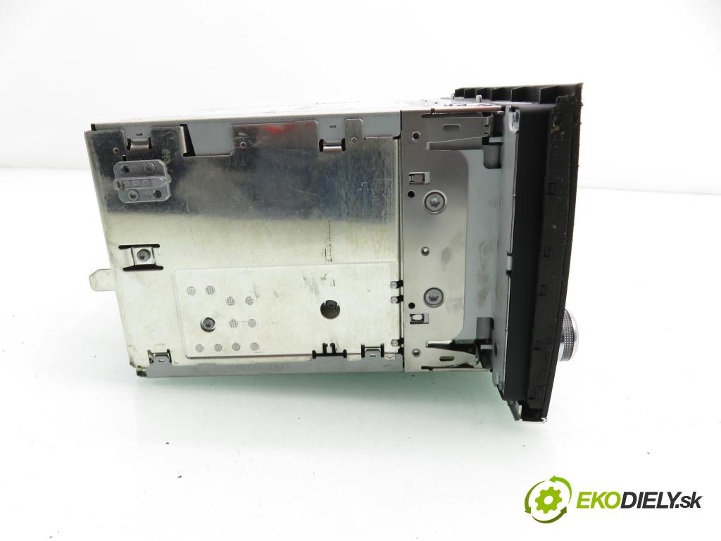 SEAT EXEO (3R2) SEDAN 2009 110,00 1.8 T - CFMA 1781,00 RADIO CD 3R0035186 ; 7648218366