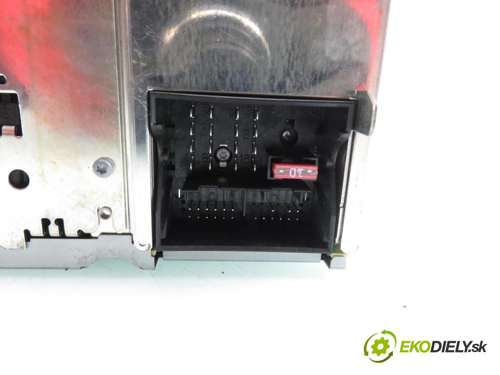 SEAT EXEO (3R2) SEDAN 2009 110,00 1.8 T - CFMA 1781,00 RADIO CD 3R0035186 ; 7648218366